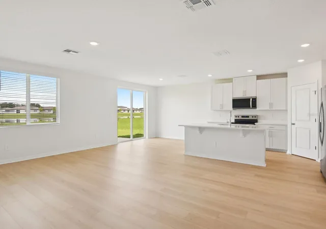 Photo 2 of Single family home for sale at 3906 Nature Sound Ln, Bartow, FL 33830 | MLS# TB8550570 | Listing updated on 2026-10-08