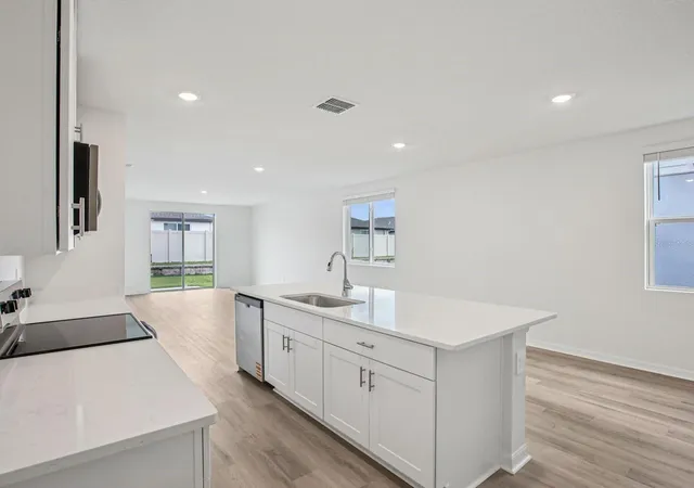 Photo 4 of Single family home for sale at 7910 Lake Powell Pl, Parrish, FL 34219 | MLS# TB8550578 | Listing updated on 2026-10-22