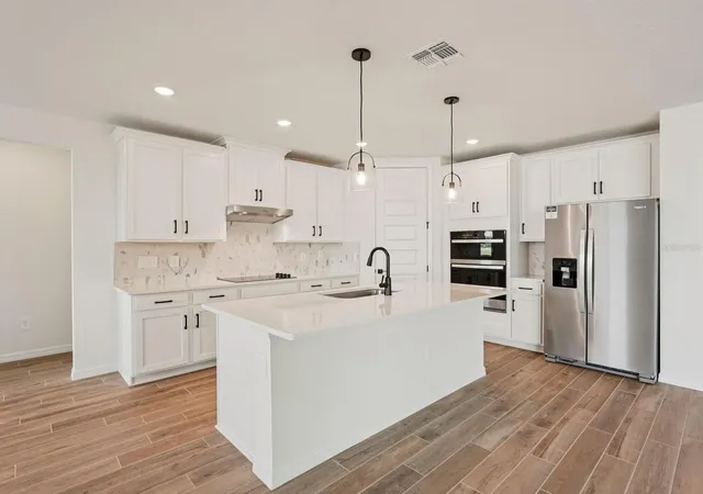 Photo 2 of Single family home for sale at 10842 Budding Blossom Ct, Parrish, FL 34219 | MLS# TB8550579 | Listing updated on 2026-10-30