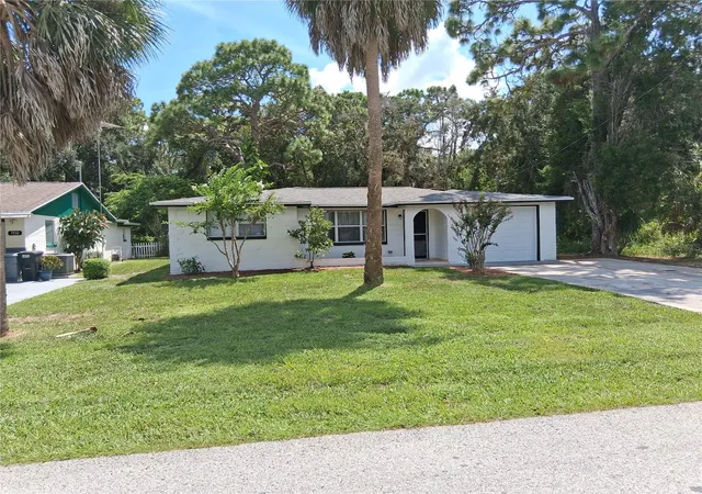 Photo 2 of Single family home for sale at 7926 Gulf Way, Hudson, FL 34667 | MLS# TB8550586 | Listing updated on 2026-09-21