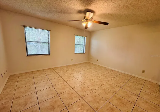 Photo 4 of Single family home for sale at 819 Chamberlain Loop, Lake Wales, FL 33853 | MLS# S5157982 | Listing updated on 2026-10-02