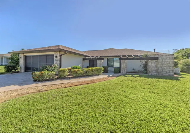 Photo 1 of Single family home for sale at 7068 Denmark St, Englewood, FL 34224 | MLS# N6145856 | Listing updated on 2026-10-30