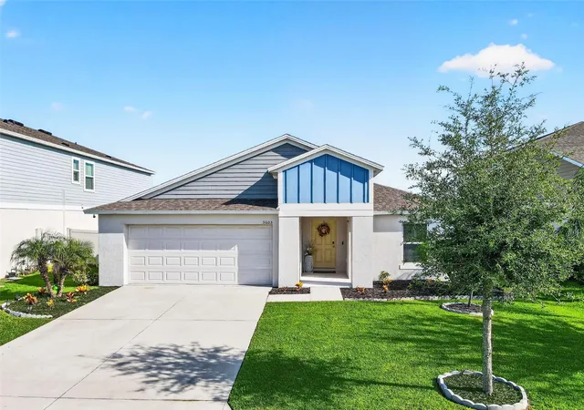 Photo 1 of Single family home for sale at 5605 Arlington River Dr, Lakeland, FL 33811 | MLS# O6443484 | Listing updated on 2026-09-22