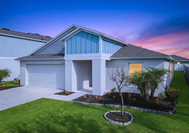 Photo 3 of Single family home for sale at 5605 Arlington River Dr, Lakeland, FL 33811 | MLS# O6443484 | Listing updated on 2026-09-22