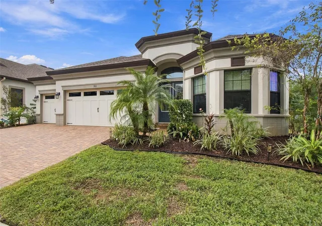 Photo 2 of Single family home for sale at 901 Grand Cresta Ave, Brandon, FL 33511 | MLS# TB8550591 | Listing updated on 2026-10-08