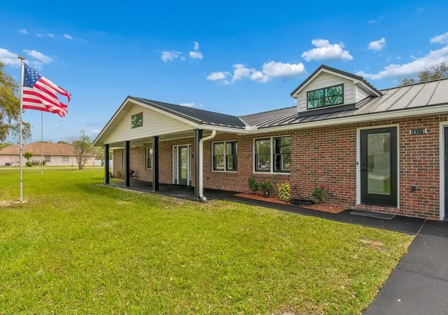 Photo 4 of Single family home for sale at 16218 Fringe Tree Dr, Spring Hill, FL 34610 | MLS# TB8550593 | Listing updated on 2026-10-01