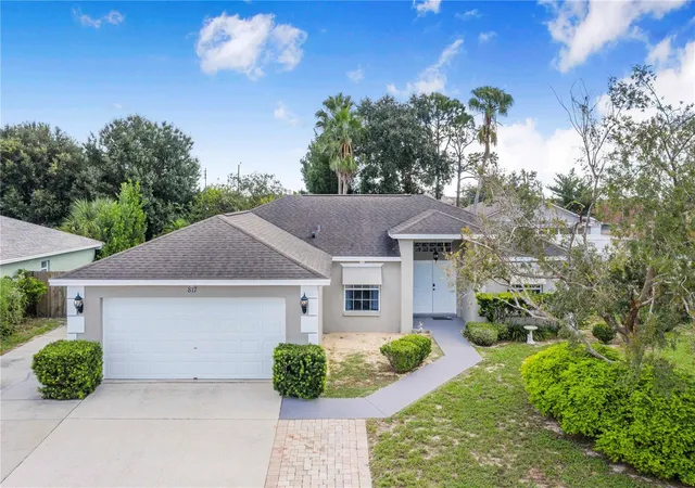 Single family home for sale at 817 Reflections Loop E, WINTER HAVEN, FL 33884 | MLS# L4965212