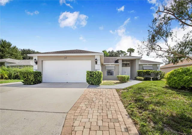 Photo 1 of Single family home for sale at 817 Reflections Loop E, Winter Haven, FL 33884 | MLS# L4965212 | Listing updated on 2026-09-22