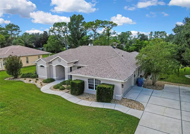 Photo 3 of Single family home for sale at 3307 Josef Ave, Spring Hill, FL 34609 | MLS# W7889679 | Listing updated on 2026-10-03