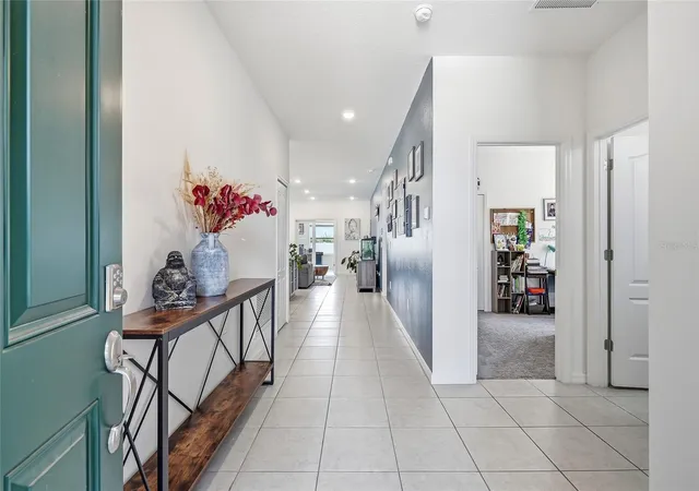 Photo 2 of Single family home for sale at 1901 Everson St, Bradenton, FL 34208 | MLS# A4706822 | Listing updated on 2026-09-23