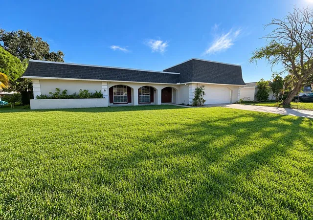 Photo 1 of Single family home for sale at 4018 Cashmere Dr, New Port Richey, FL 34652 | MLS# TB8550607 | Listing updated on 2026-09-30