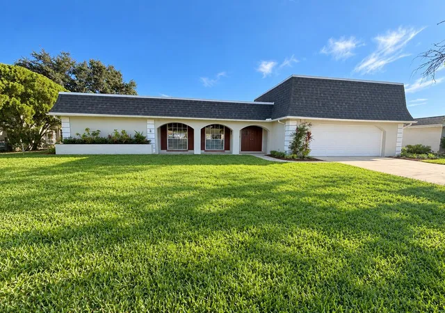 Photo 2 of Single family home for sale at 4018 Cashmere Dr, New Port Richey, FL 34652 | MLS# TB8550607 | Listing updated on 2026-09-30