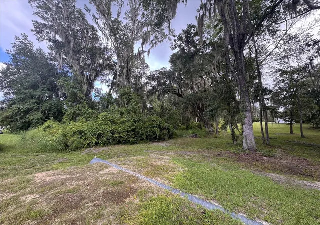 Photo 3 of Land for sale at Se 4th Avenue, Melrose, FL 32666 | MLS# GC543660 | Listing updated on 2026-09-22