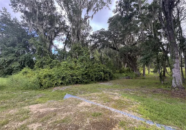 Photo 3 of Land for sale at SE 4th Avenue, Melrose, FL 32666 | MLS# GC543660 | Listing updated on 2026-09-22