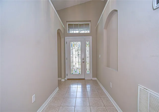 Photo 3 of Single family home for sale at 2529 Clareside Dr, Valrico, FL 33596 | MLS# TB8550611 | Listing updated on 2026-09-30