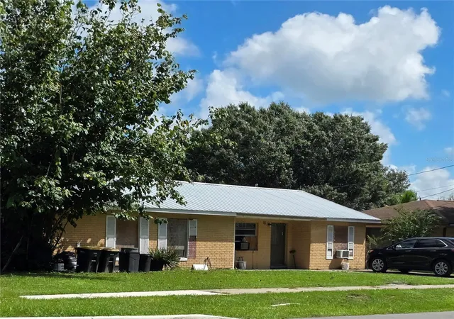 Single family home for sale at 1203 NE Hickory St, ARCADIA, FL 34266 | MLS# A4706826