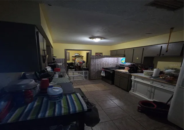 Photo 1 of Single family home for sale at 1203 NE Hickory St, Arcadia, FL 34266 | MLS# A4706826 | Listing updated on 2026-10-06