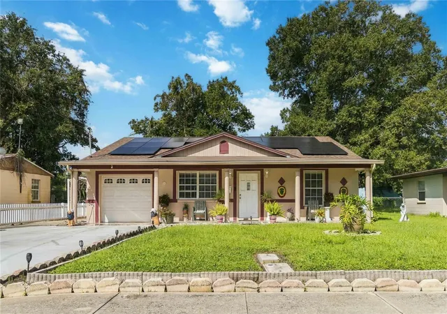 Photo 1 of Single family home for sale at 1530 Guinyard Way, Orlando, FL 32805 | MLS# O6443494 | Listing updated on 2026-10-28
