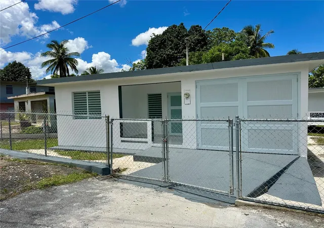 Single family home for sale at Comunidad Villas Del Rio #106, TOA ALTA, PR 00953 | MLS# PR9124341