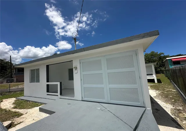 Photo 1 of Single family home for sale at Comunidad Villas Del Rio #106, Toa Alta, PR 00953 | MLS# PR9124341 | Listing updated on 2026-10-06
