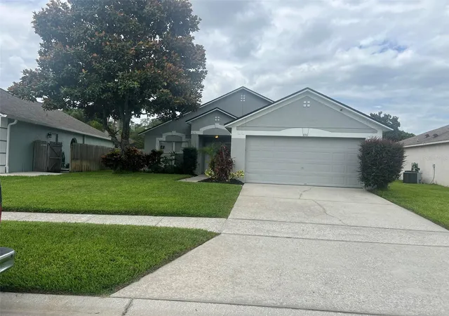 Photo 1 of Single family home for sale at 856 Delfino Pl, Lake Mary, FL 32746 | MLS# O6443498 | Listing updated on 2026-09-29