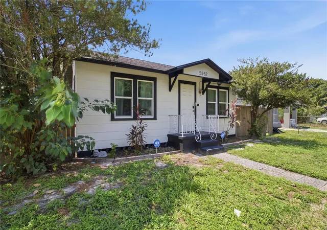 Photo 2 of Single family home for sale at 5552 Crissman Dr N, Saint Petersburg, FL 33714 | MLS# A4706831 | Listing updated on 2026-10-06