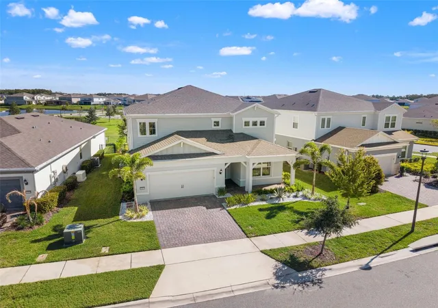 Photo 2 of Single family home for sale at 13363 Panama Beach Ct, Orlando, FL 32827 | MLS# O6443502 | Listing updated on 2026-09-24