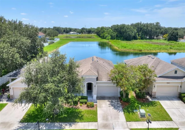Photo 1 of Single family home for sale at 1382 Windward Oaks Loop, Auburndale, FL 33823 | MLS# P4939951 | Listing updated on 2026-10-08