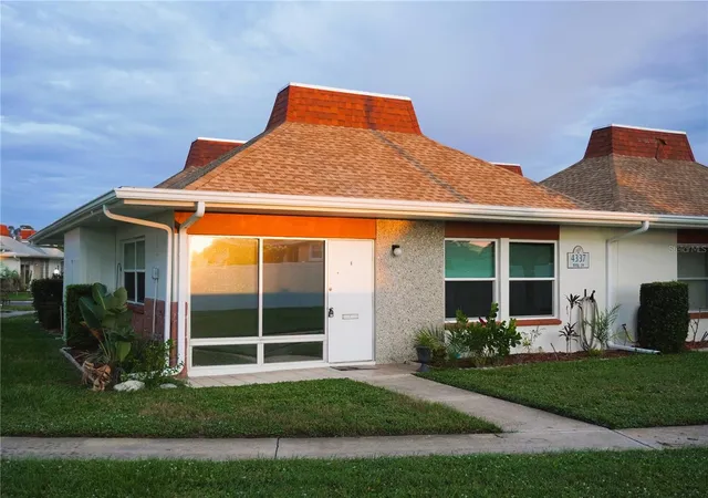 Photo 3 of Condo for sale at 4337 Tahitian Gdns Cir #E, Holiday, FL 34691 | MLS# TB8550638 | Listing updated on 2026-09-22
