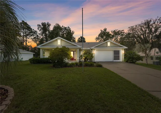 Photo 1 of Single family home for sale at 19696 SW 93rd Lane, Dunnellon, FL 34432 | MLS# TB8550639 | Listing updated on 2026-09-23