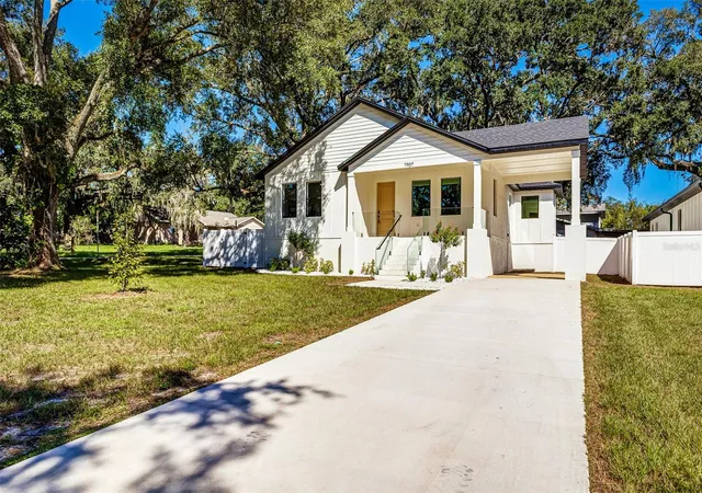 Photo 2 of Single family home for sale at 7907 N Greenwood Ave, Tampa, FL 33604 | MLS# O6443510 | Listing updated on 2026-10-08