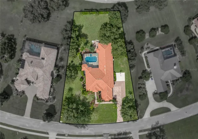 Photo 2 of Single family home for sale at 13353 Carnoustie Cir, Dade City, FL 33525 | MLS# TB8550641 | Listing updated on 2026-09-24