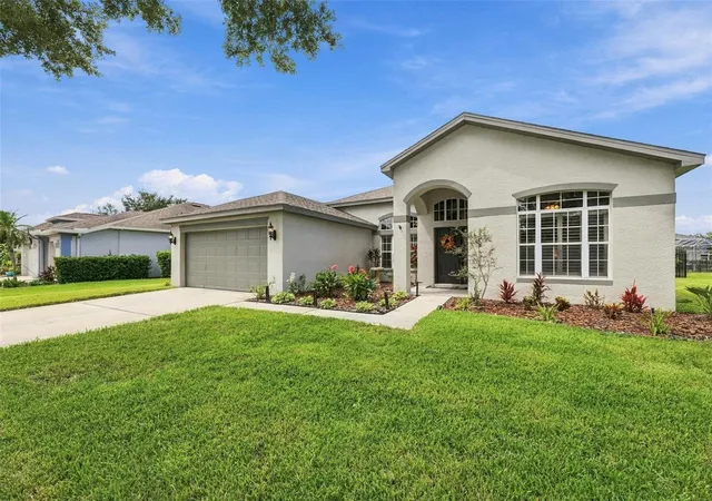 Photo 3 of Single family home for sale at 6315 Bridgevista Dr, Lithia, FL 33547 | MLS# TB8550642 | Listing updated on 2026-09-22