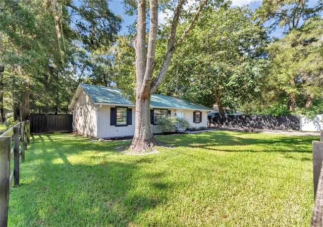 Photo 3 of Single family home for sale at 5670 NW 65th Place, Ocala, FL 34482 | MLS# OM732630 | Listing updated on 2026-09-21