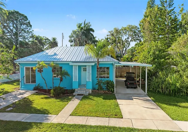 Photo 3 of Single family home for sale at 603 Indiana Ave, Crystal Beach, FL 34681 | MLS# TB8550651 | Listing updated on 2026-10-10