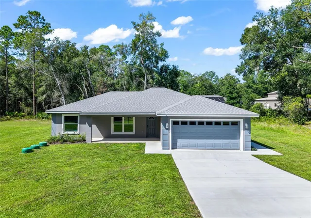 Photo 1 of Single family home for sale at 6 Bay Pass Ter, Ocklawaha, FL 32179 | MLS# G5118071 | Listing updated on 2026-10-07