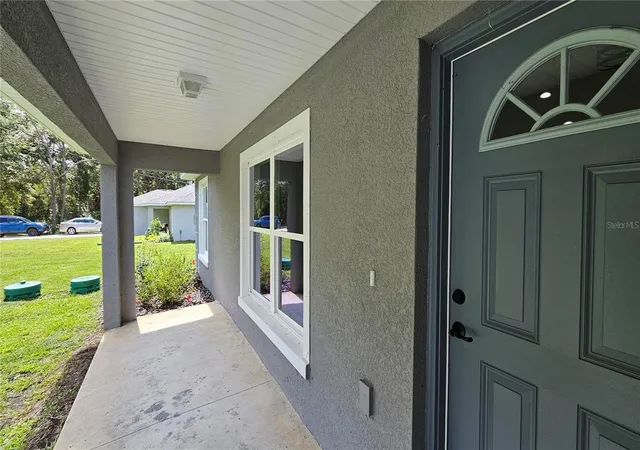Photo 2 of Single family home for sale at 6 Bay Pass Ter, Ocklawaha, FL 32179 | MLS# G5118071 | Listing updated on 2026-09-24