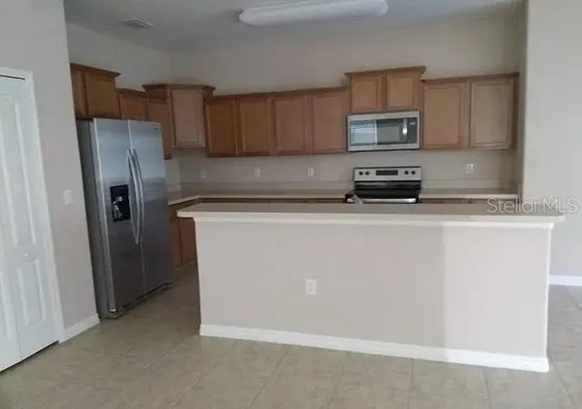 Photo 3 of Single family home for sale at 4814 Hickory Strm Ln, Mulberry, FL 33860 | MLS# TB8550662 | Listing updated on 2026-09-22