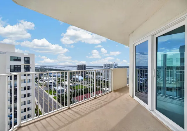 Photo 2 of Condo for sale at 2937 S Atlantic Ave #2009, Daytona Beach, FL 32118 | MLS# FC321592 | Listing updated on 2026-09-22