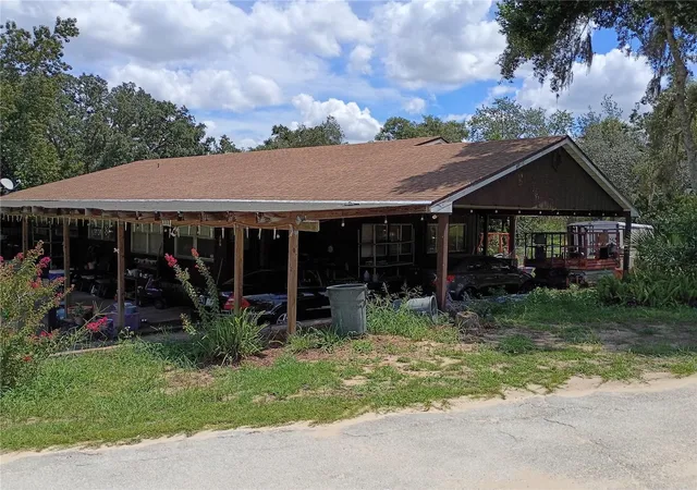 Photo 1 of Manufactured home for sale at 111 South Blvd E, Davenport, FL 33837 | MLS# L4965221 | Listing updated on 2026-09-22
