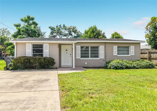 Single family home for sale at 2503 Cetra Ct, LAKELAND, FL 33801 | MLS# C7530997