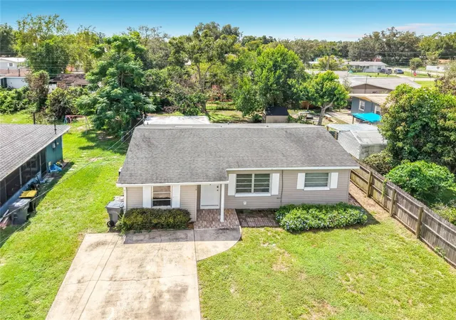 Photo 2 of Single family home for sale at 2503 Cetra Ct, Lakeland, FL 33801 | MLS# C7530997 | Listing updated on 2026-09-25