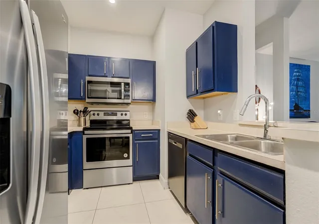 Listing Photo 4 - Condo for sale in building located at 1230 S Missouri Ave, CLEARWATER, FL 33756 - Unit #704
