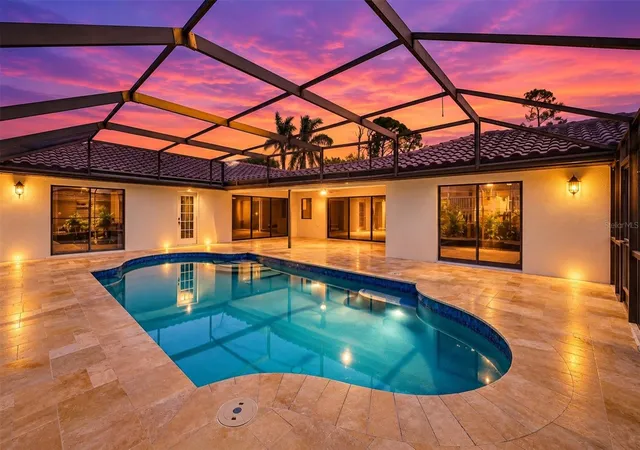 Photo 2 of Single family home for sale at 620 Hibiscus Dr, Venice, FL 34285 | MLS# N6145860 | Listing updated on 2026-10-22