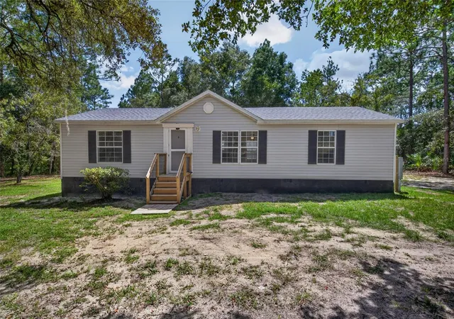 Manufactured home for sale at 18870 SW 51st Lane, DUNNELLON, FL 34432 | MLS# TB8550671