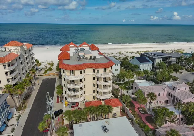 Photo 3 of Condo for sale at 14 Somerset St #3C, Clearwater Beach, FL 33767 | MLS# TB8550672 | Listing updated on 2026-09-22
