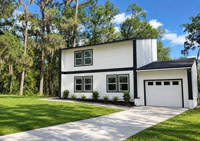 Photo 1 of Single family home for sale at 1521 NW 35 Terrace, Gainesville, FL 32605 | MLS# GC543665 | Listing updated on 2026-10-21