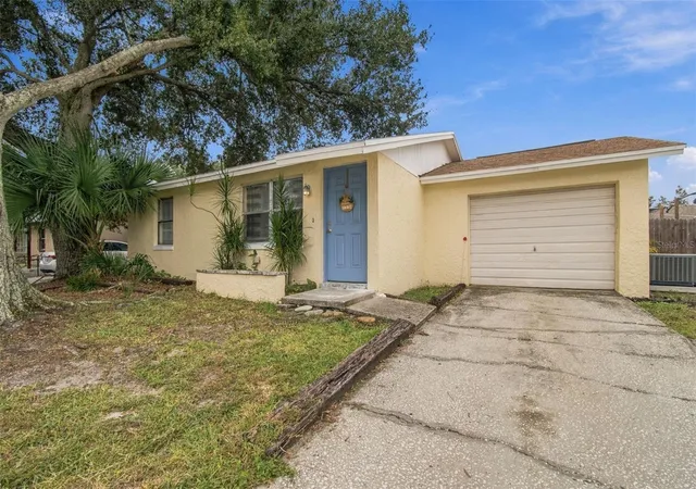 Photo 1 of Single family home for sale at 8406 Willow Forest Ct, Tampa, FL 33634 | MLS# TB8550677 | Listing updated on 2026-10-11