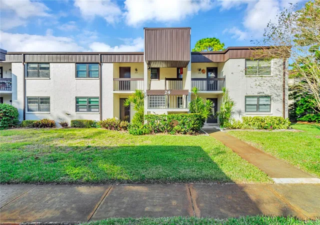 Condo for sale at 2400 Winding Crk Blvd #24-203, CLEARWATER, FL 33761 | MLS# TB8550684