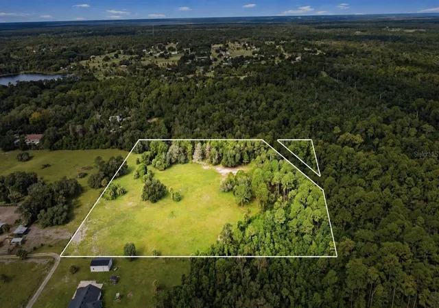 Photo 2 of Land for sale at Seneca Oaks Trl, Geneva, FL 32732 | MLS# O6443542 | Listing updated on 2026-09-29